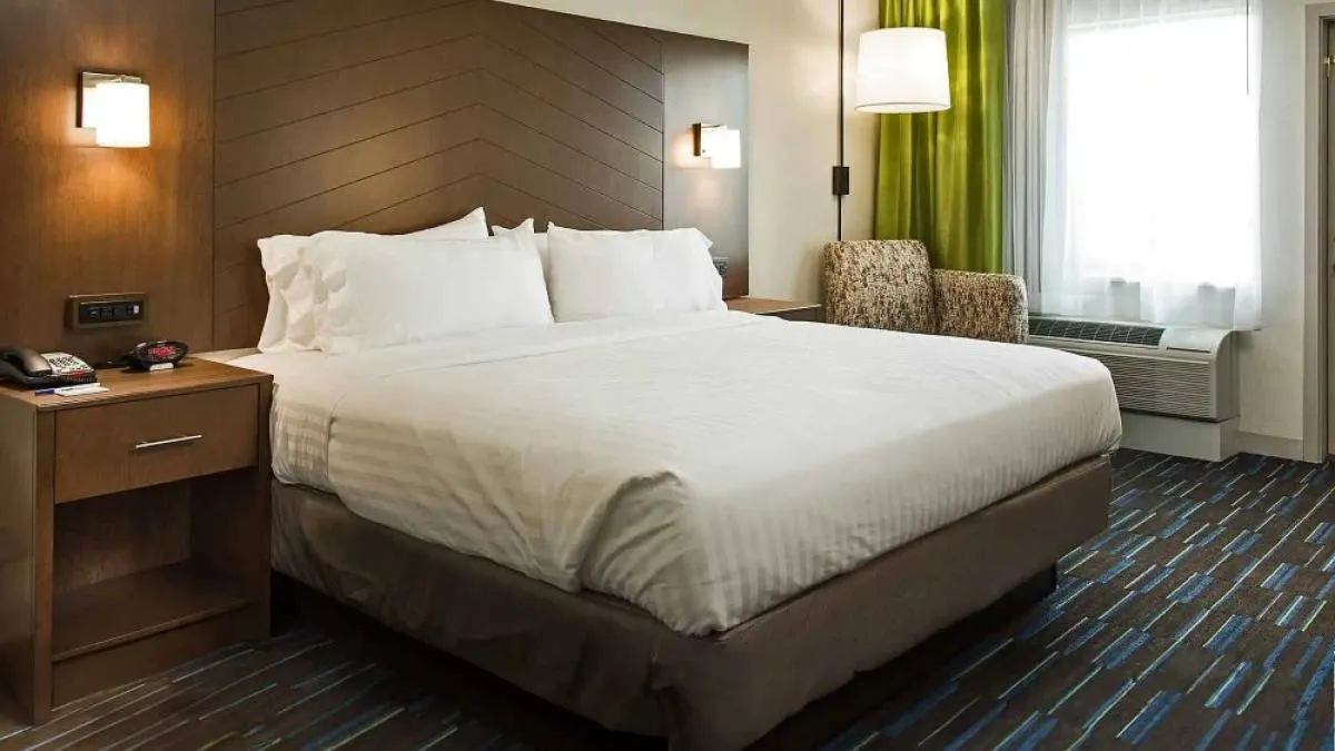Comfortable hotel lodging